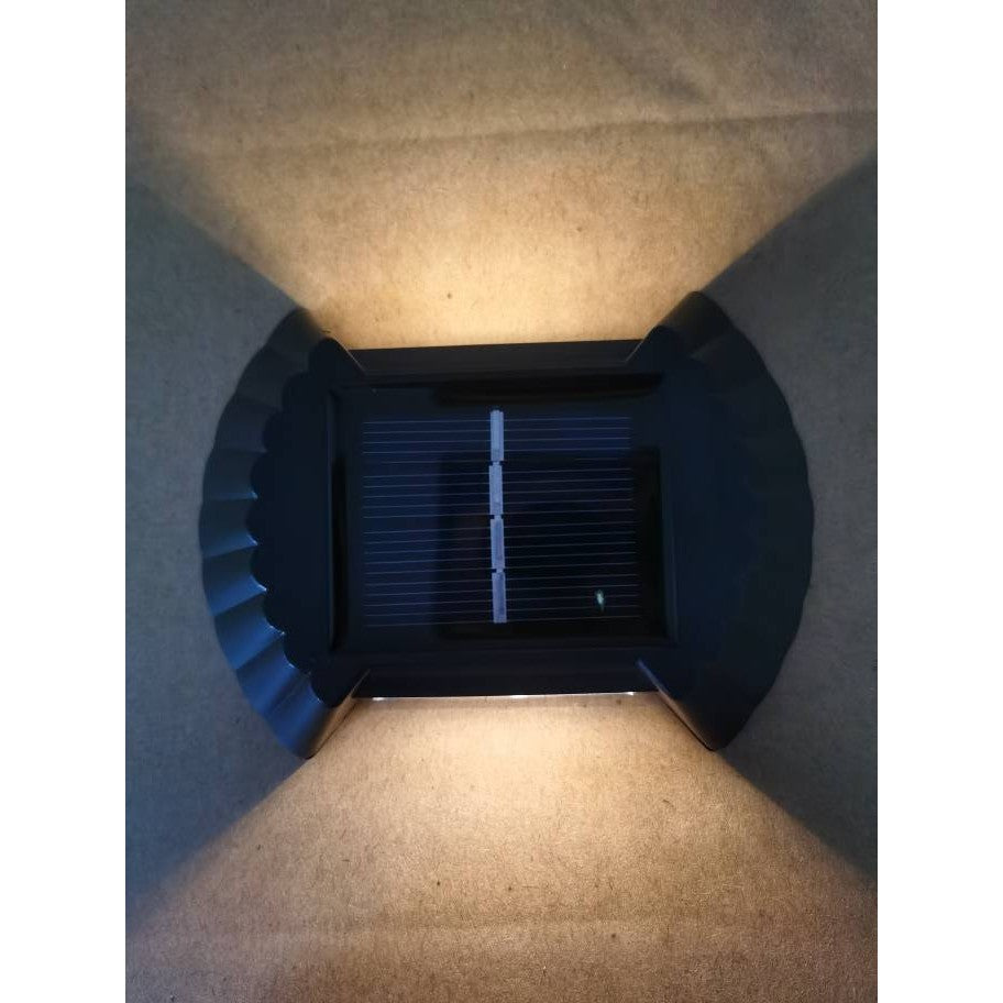 Set 4 Aplice Solare LED Bidirecționale pentru Perete – Lumină Caldă, Design Elegant